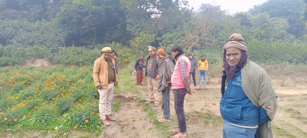 जंगली जानवर के पगचिह्न से दहशत