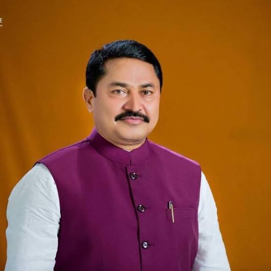 महाराष्ट्र सरकार की चुप्पी न्यायिक मर्यादा पर करारा प्रहार