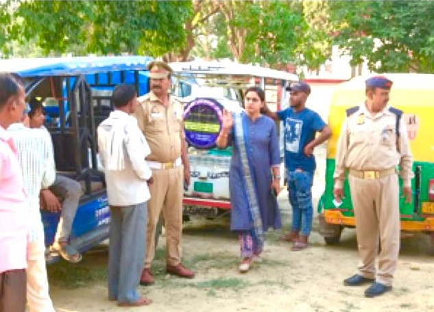 barabanki news erikshaw licence