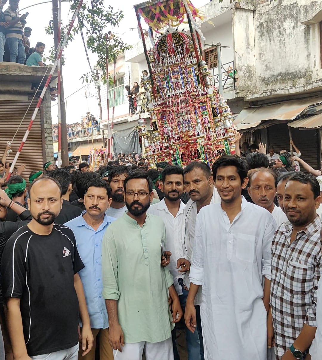 ज़ैदपुर में दस मुहर्रम का जुलूस सकुशल संपन्न, भाईचारे का अनूठा नजारा