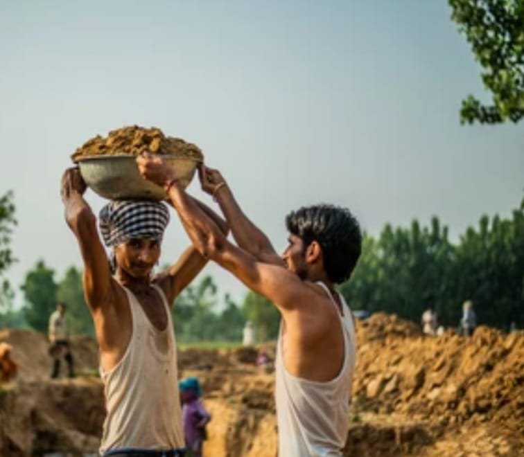 परसेंडी घोटाले में जिम्मेदार अधिकारी दिखा रहे उदासीनता