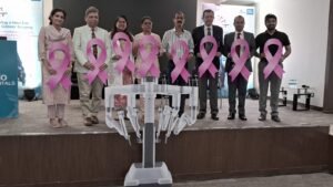 रोबोटिक ब्रेस्ट सर्जरी से कैंसर मरीजों की तेजी से रिकवरी