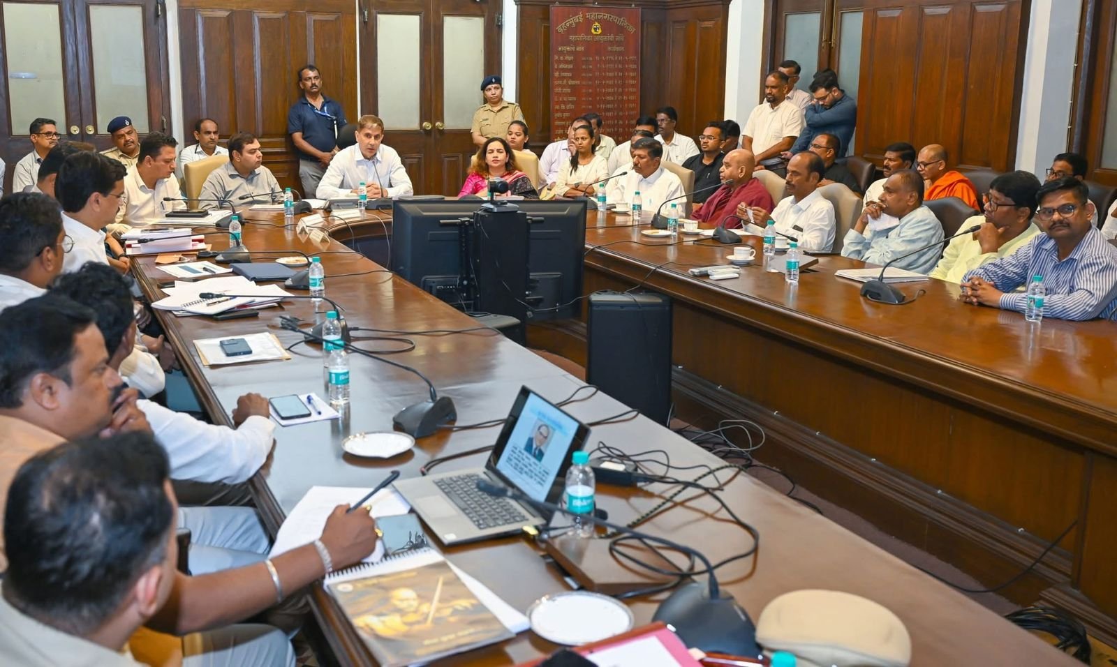 महापरिनिर्वाण दिवस पर शिवाजी पार्क के गार्डन खुले रखने की मांग