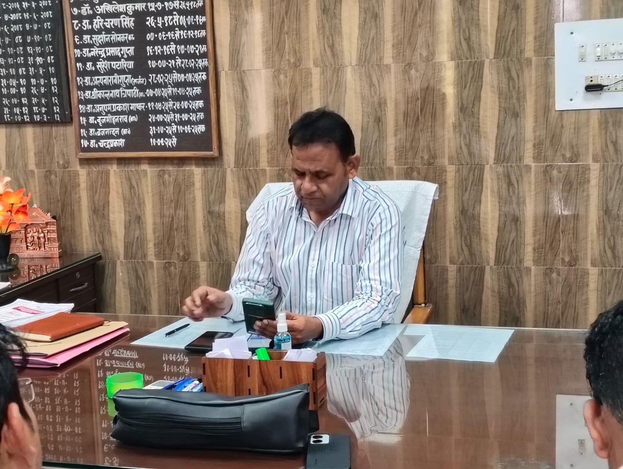 सिधुआ बांगर स्वास्थ्य केंद्र पर डॉक्टर की कमी दूर करने की पहल