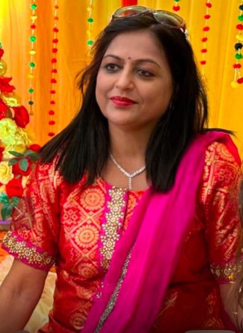 मुंबई की वरिष्ठ समाजसेविका और साहित्यकार अलका पांडे जबलपुर में सम्मानित