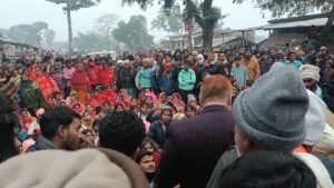 शव पहुंचते ही परियोजना ने जटहा और पडरौना मार्ग किया जाम