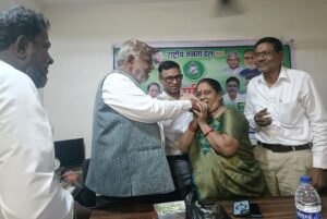 राजद मुंबई ने भी मनपा के लिए उम्मीदवार उतारा