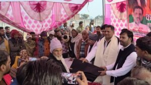 राष्ट्रीय अध्यक्ष की पहल पर ठंड राहत कम्बल वितरण