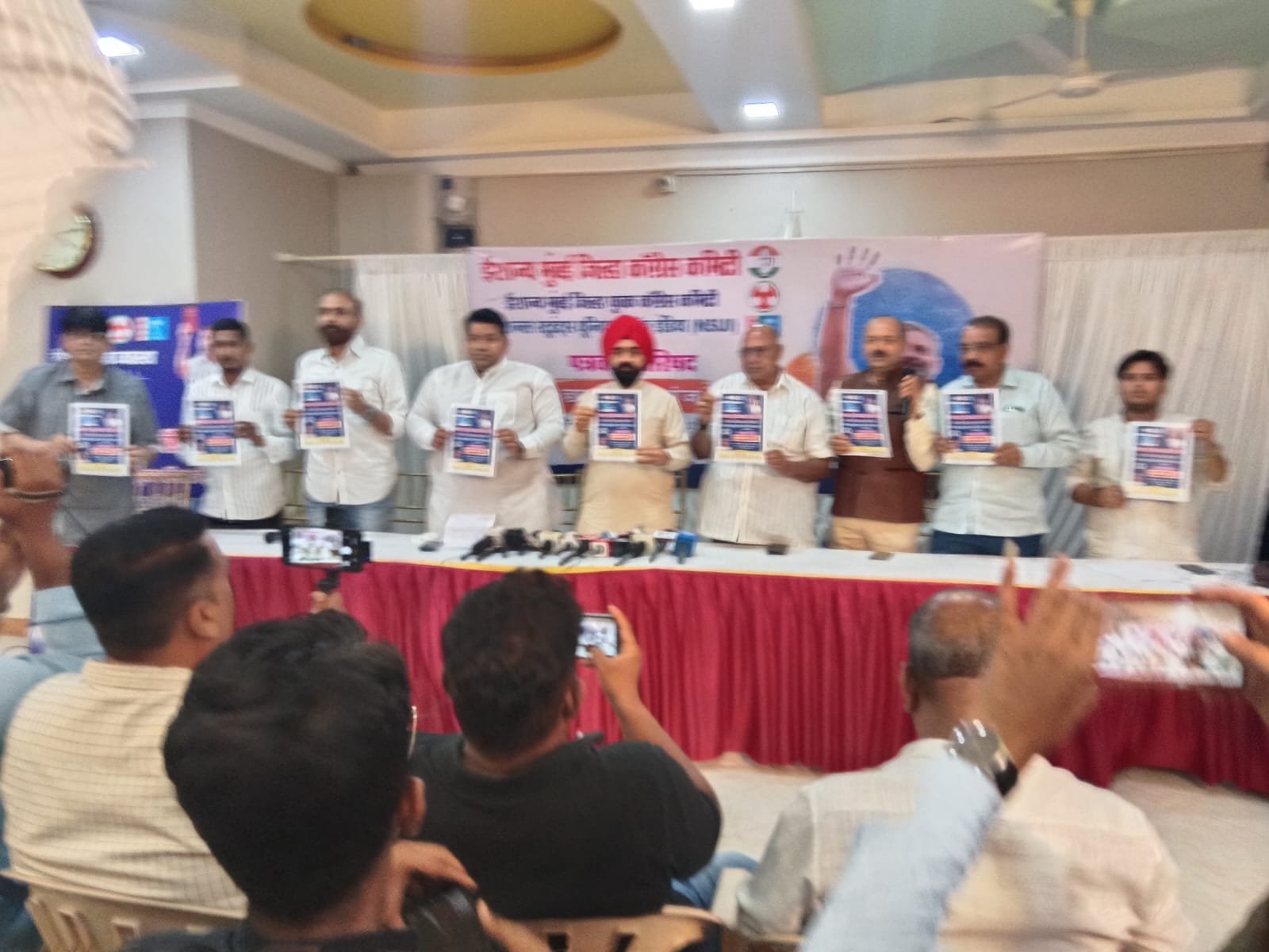 Deshbhar में गूंजेगी छात्रों की आवाज, परीक्षा व्यवस्था पर कांग्रेस का सवाल