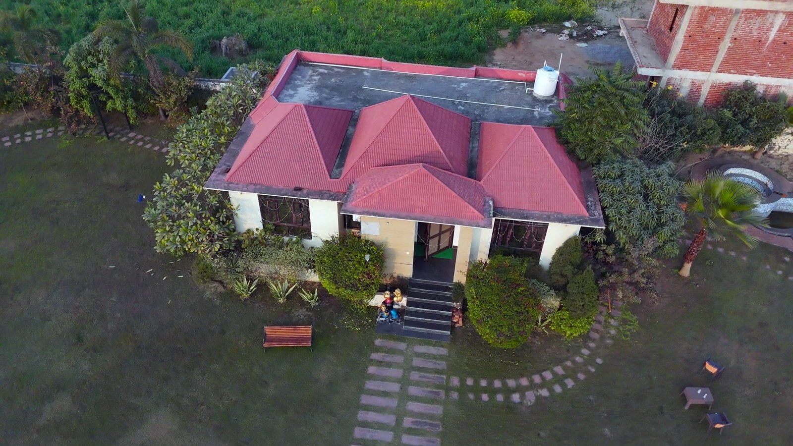 best-farmhouse-project-in-lucknow