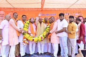 Ahmadpur to Bhitaria