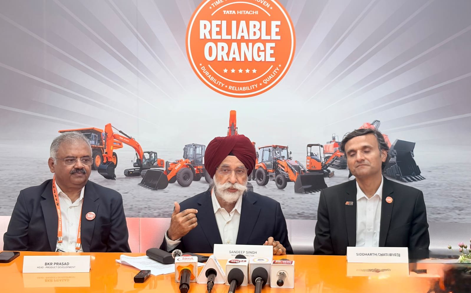 Tata Hitachi Bauma ConExpo India 2026 में नई कंस्ट्रक्शन मशीनें